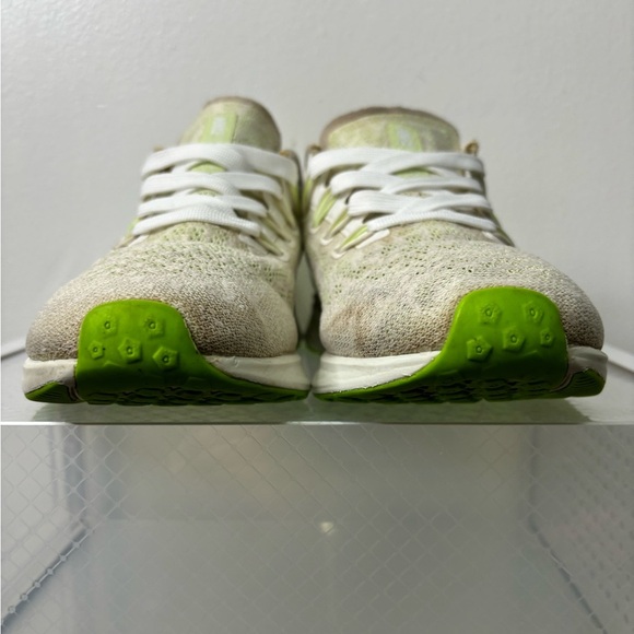 Nike Air Zoom Pegasus 36 “Barely Volt” Women’s Size 9 White / Green / Pink - Picture 6 of 12